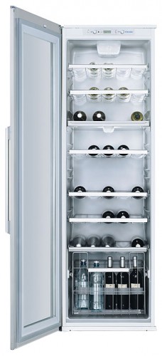 Refrigerator Electrolux ERW 33910 X larawan, katangian