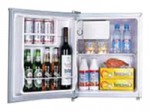Холодильник Wellton WR-65 47.20x49.20x45.00 см